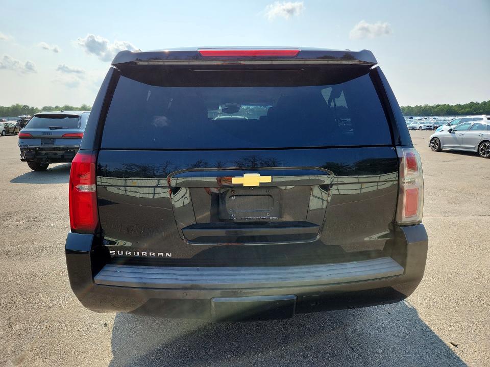 Photo 6 from auction – 2015 CHEVROLET SUBURBAN with VIN 1GNSKJKC2FR187334