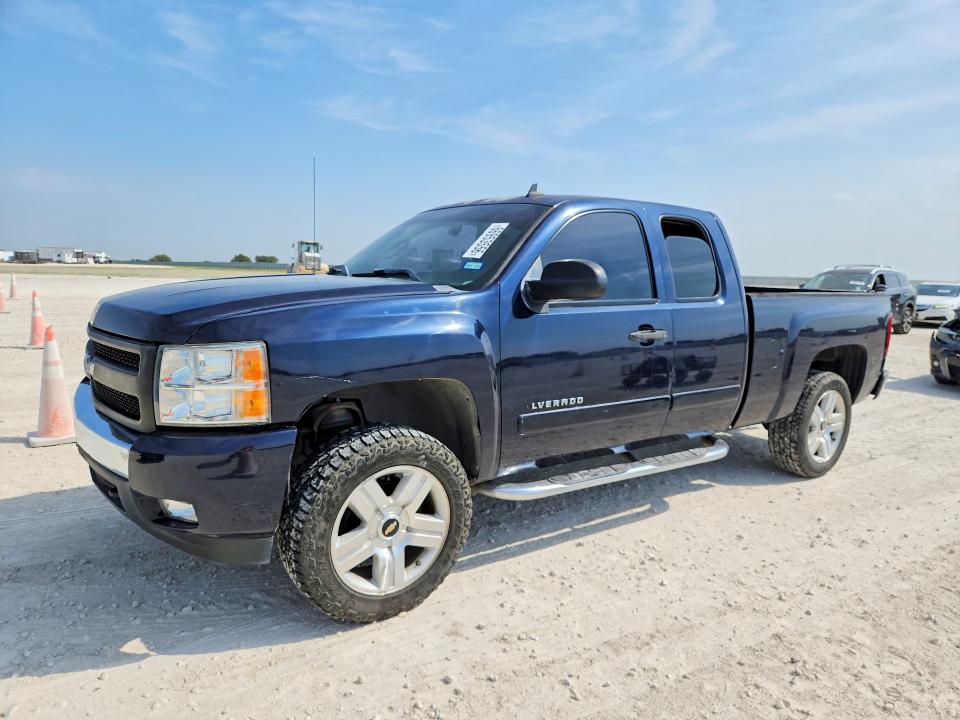 CHEVROLET SILVERADO 2008 with VIN 2GCEC190181314620 - Photo from auction