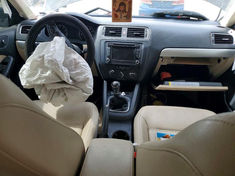 Photo 8 from auction – 2014 VOLKSWAGEN JETTA with VIN 3VWB07AJ0EM415863
