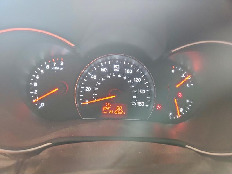 Photo 9 from auction – 2015 KIA SORENTO with VIN 5XYKTDA67FG569747