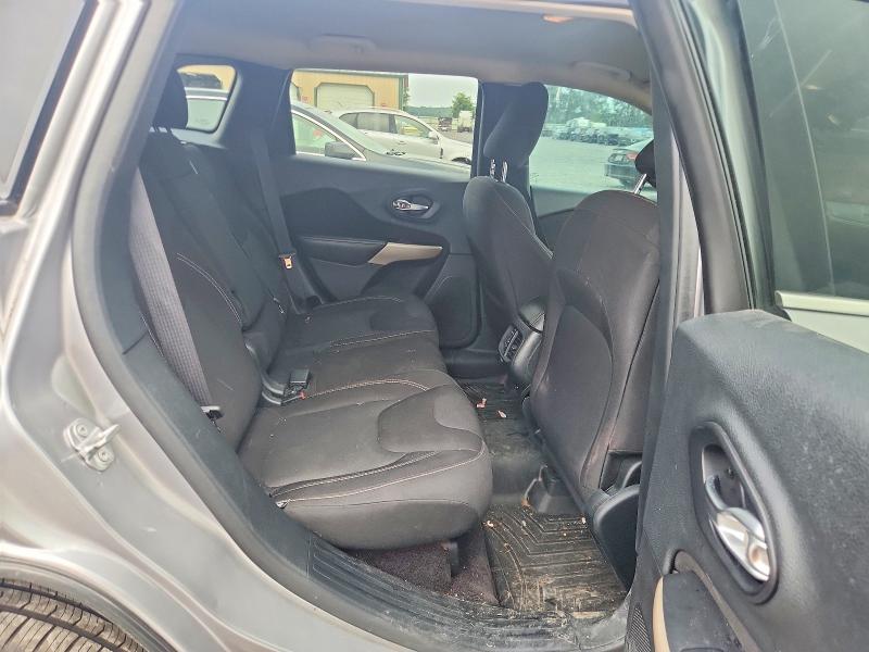 Foto 10 de la subasta – 2017 JEEP CHEROKEE con VIN 1C4PJMCS3HD213660