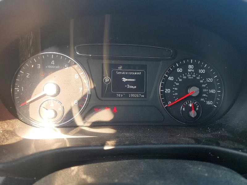Photo 9 from auction – 2018 KIA SORENTO with VIN 5XYPGDA38JG383319