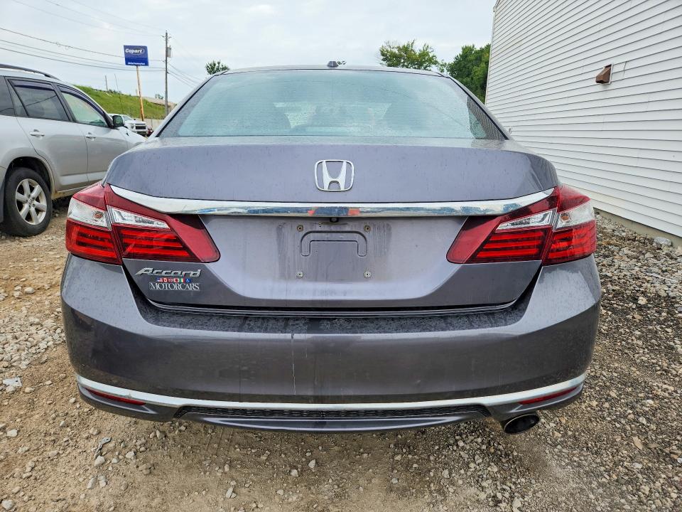 Photo 6 from auction – 2016 HONDA ACCORD with VIN 1HGCR2F86GA042478
