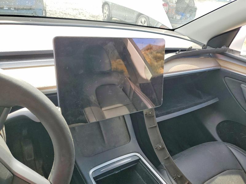 Photo 9 from auction – 2022 TESLA MODEL Y with VIN 7SAYGAEE8NF524419
