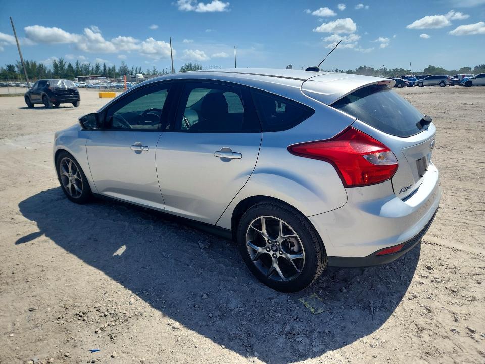 Photo 2 from auction – 2014 FORD FOCUS with VIN 1FADP3K25EL251895