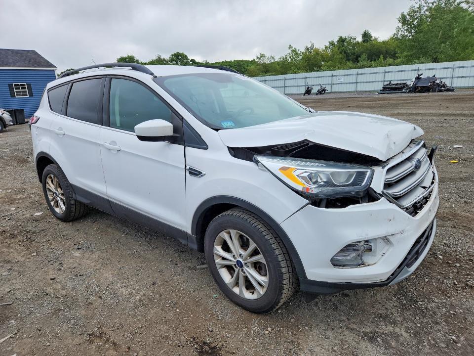 Photo 4 from auction – 2017 FORD ESCAPE with VIN 1FMCU9GD2HUF00174
