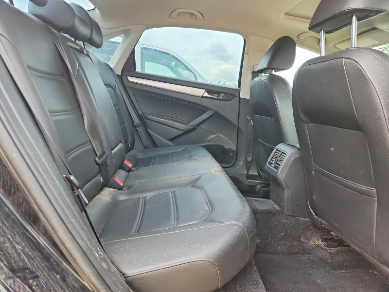 Photo 10 from auction – 2013 VOLKSWAGEN PASSAT with VIN 1VWBN7A30DC035344