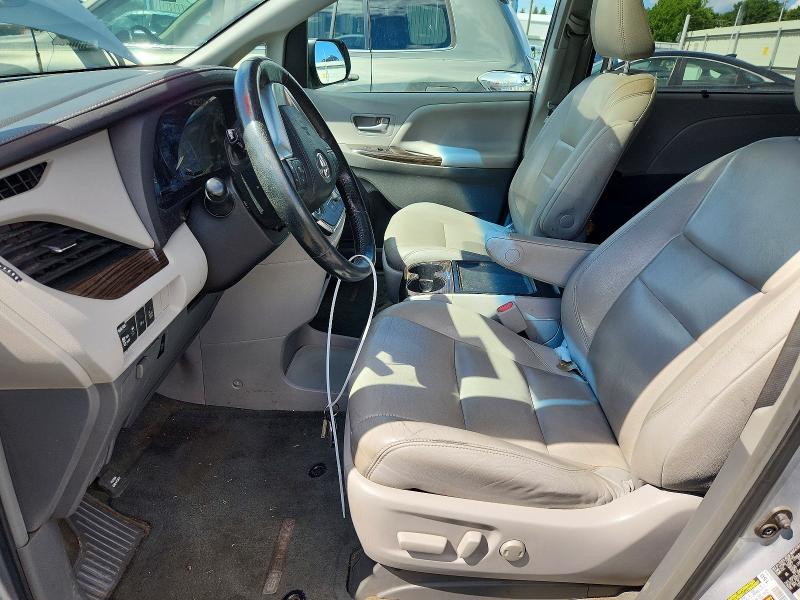 Photo 7 from auction – 2015 TOYOTA SIENNA with VIN 5TDDK3DC0FS100445
