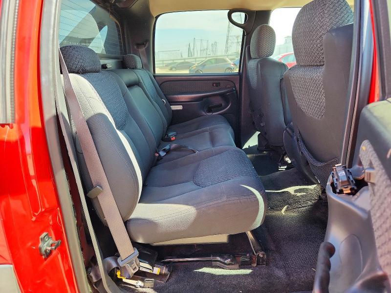 Photo 10 from auction – 2002 CHEVROLET AVALANCHE with VIN 3GNEC13T12G134157