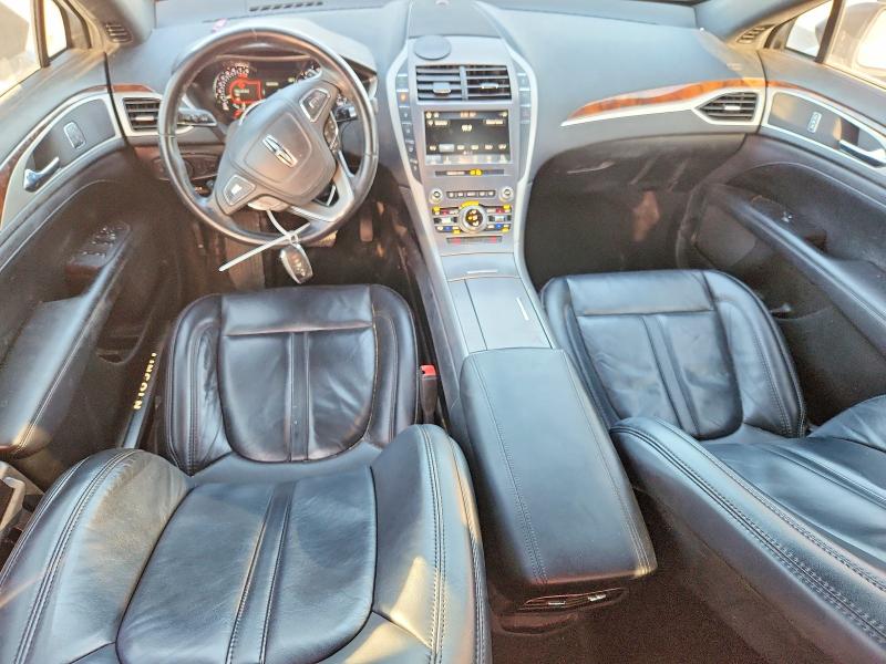 Photo 8 from auction – 2019 LINCOLN MKZ with VIN 3LN6L5C94KR634337