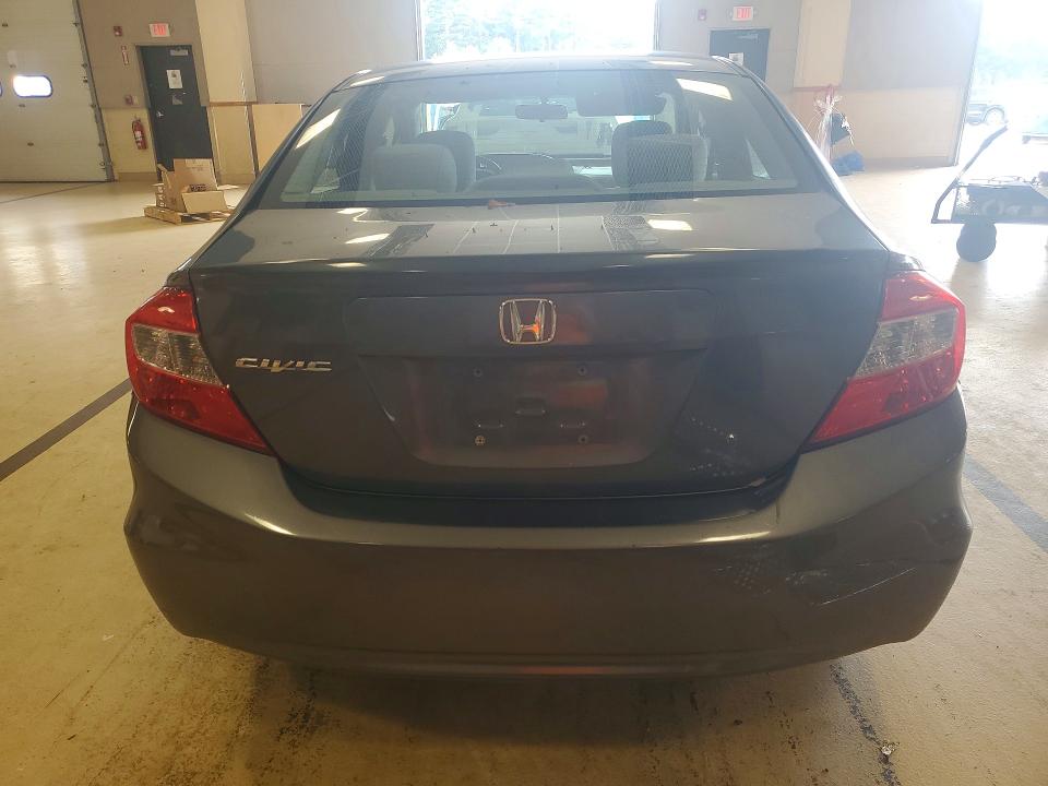 Photo 6 from auction – 2012 HONDA CIVIC with VIN 2HGFB2F83CH519915