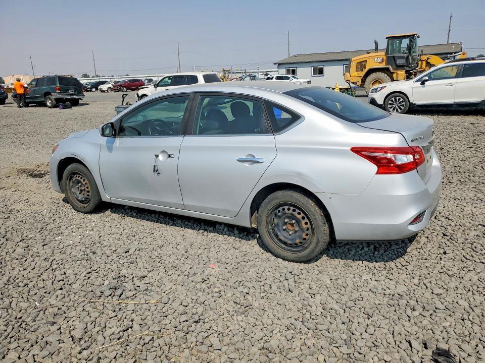 Photo 2 from auction – 2016 NISSAN SENTRA with VIN 3N1AB7AP4GL667396