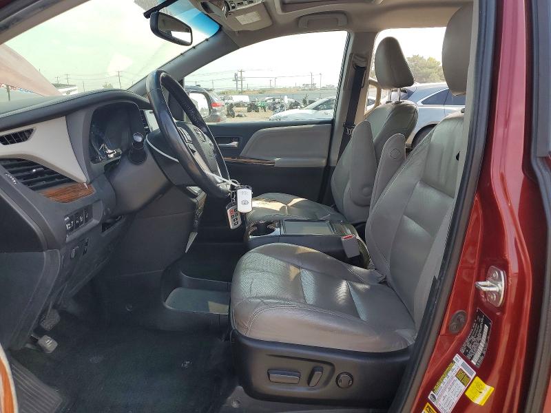 Photo 7 from auction – 2015 TOYOTA SIENNA with VIN 5TDDK3DCXFS110836