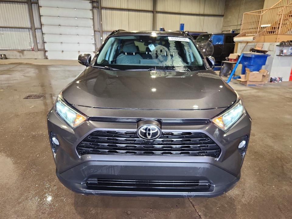 Photo 5 from auction – 2021 TOYOTA RAV4 with VIN 2T3R1RFV9MC229162