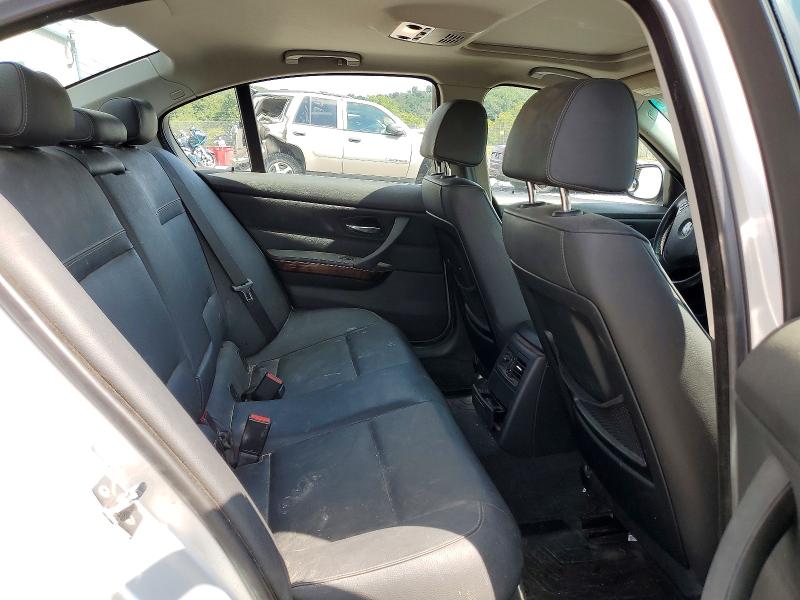 Photo 10 from auction – 2009 BMW 328 with VIN WBAPK73509A449644