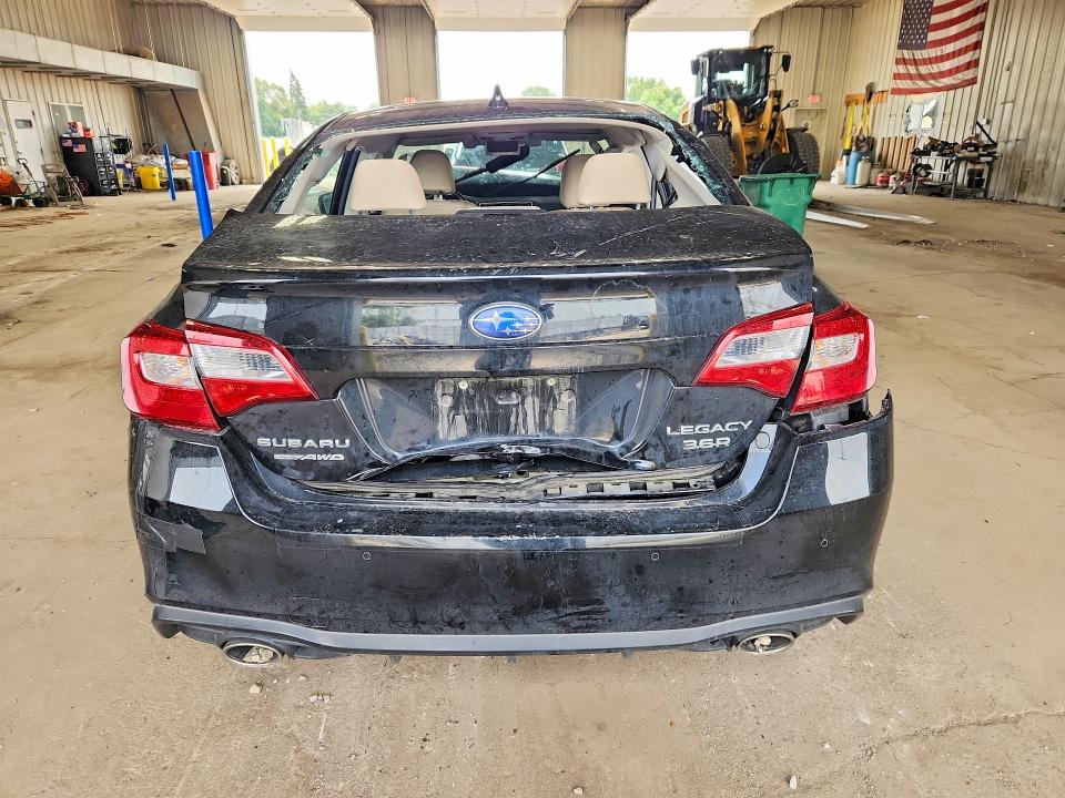 Photo 6 from auction – 2018 SUBARU LEGACY with VIN 4S3BNEN65J3035315