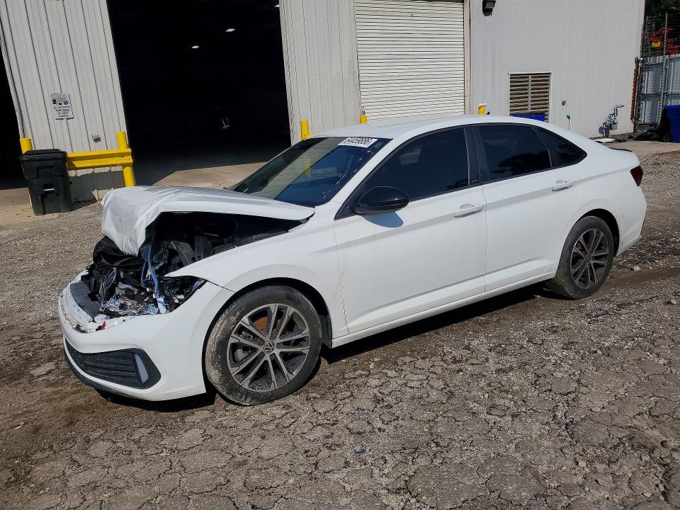 VOLKSWAGEN JETTA 2023 с VIN 3VWAM7BU8PM027713 - Снимка от търг