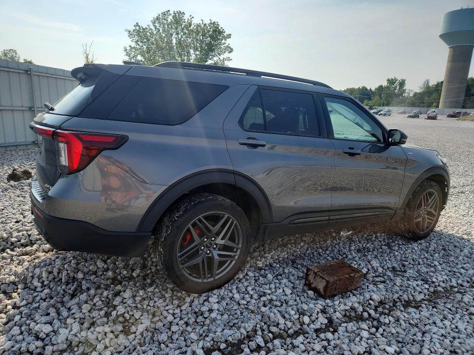 Photo 3 from auction – 2025 FORD EXPLORER with VIN 1FMUK8KH2SGB63896