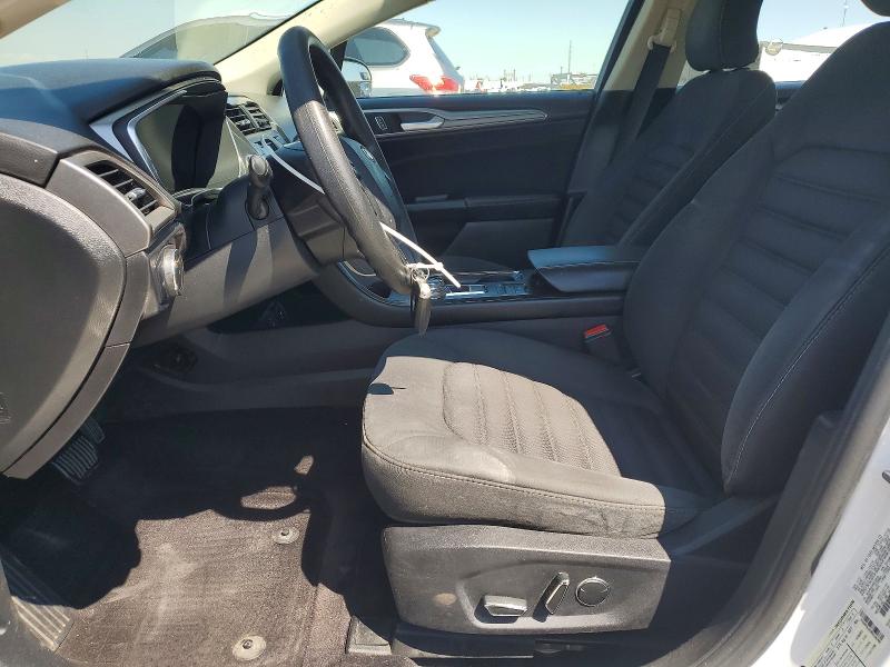 Photo 7 from auction – 2017 FORD FUSION with VIN 3FA6P0LU5HR238268