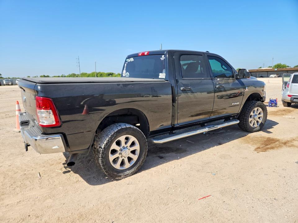 Фото 3 с аукциона – 2022 RAM 2500 с VIN 3C6UR5DL2NG319189