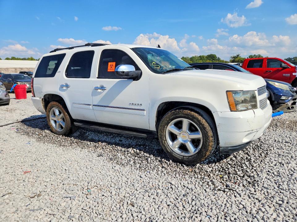 Photo 4 from auction – 2010 CHEVROLET TAHOE with VIN 1GNUCCE01AR105430