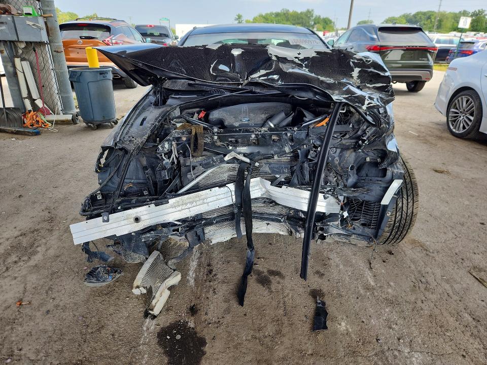 Снимка 5 от търг – 2013 BMW 528 с VIN WBAXH5C54DD111304