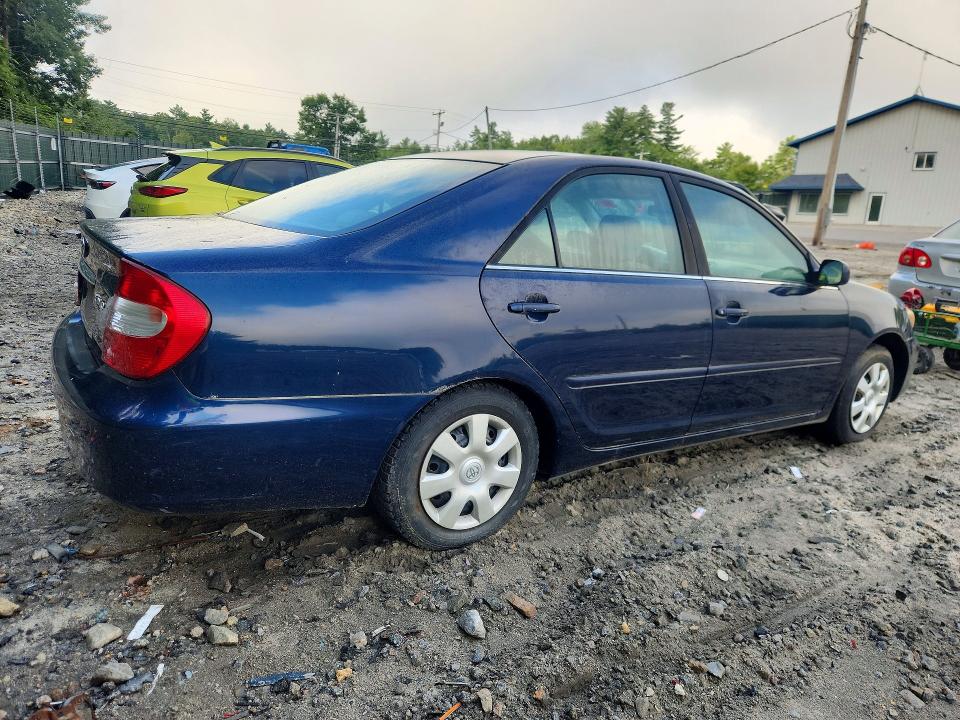 Photo 3 from auction – 2003 TOYOTA CAMRY with VIN 4T1BE32K43U245788