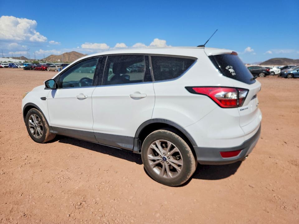 Photo 2 from auction – 2017 FORD ESCAPE with VIN 1FMCU0GD8HUC88201