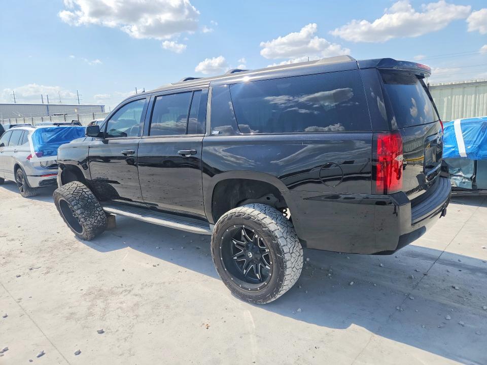 Photo 2 from auction – 2015 CHEVROLET SUBURBAN with VIN 1GNSKJKC0FR579437