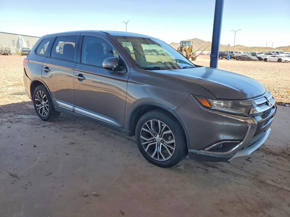 Photo 4 from auction – 2017 MITSUBISHI OUTLANDER with VIN JA4AD3A39HZ039464