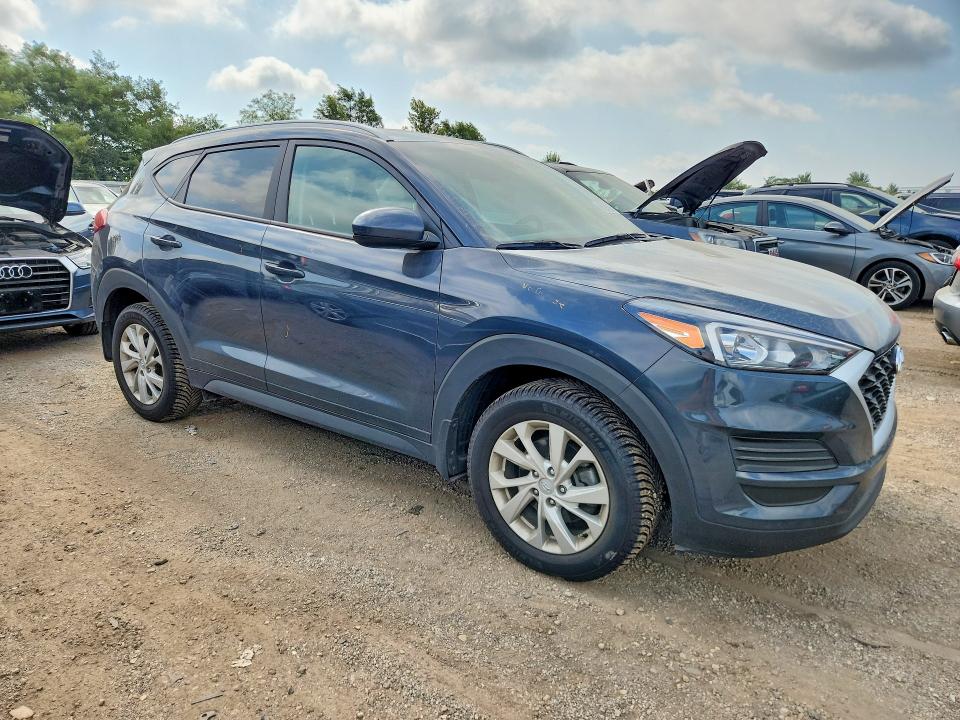 Photo 4 from auction – 2020 HYUNDAI TUCSON with VIN KM8J3CA4XLU173838