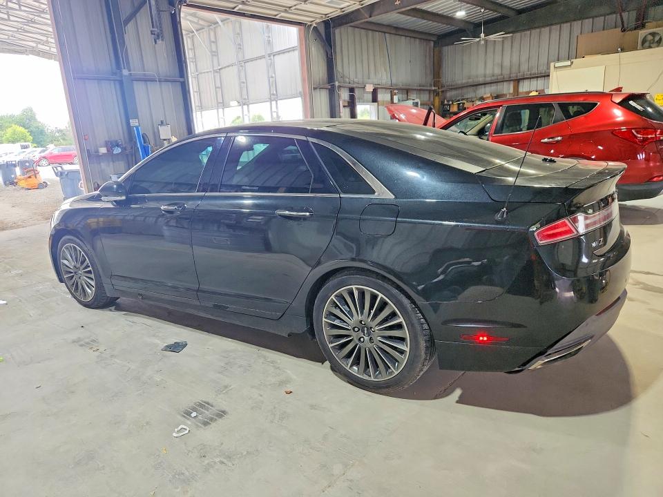 Photo 2 from auction – 2013 LINCOLN MKZ with VIN 3LN6L2G95DR828306