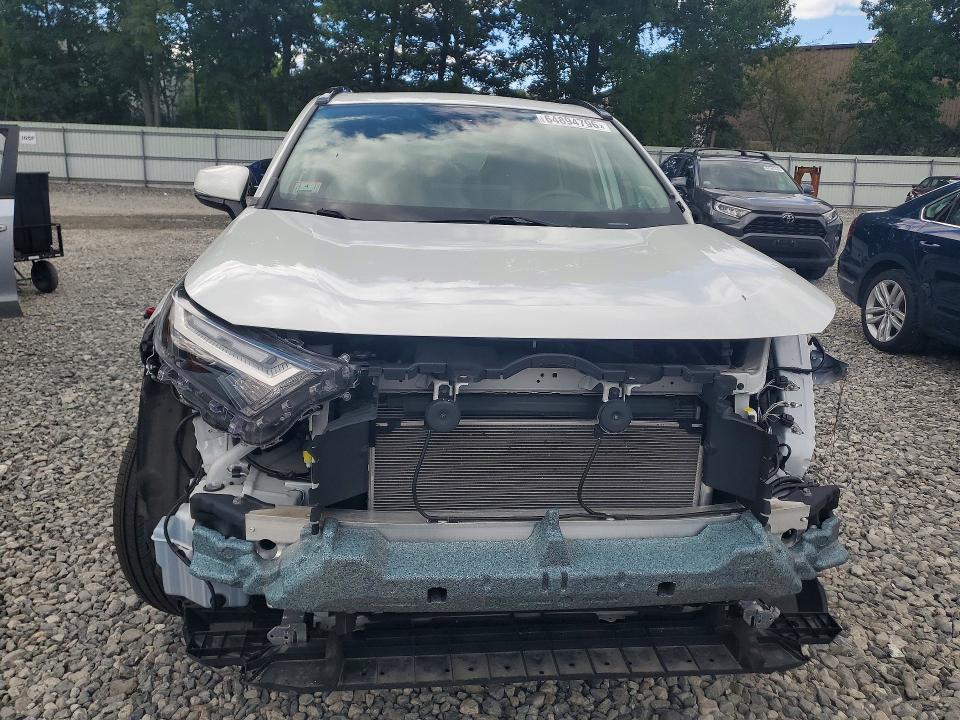 Photo 5 from auction – 2025 TOYOTA RAV4 with VIN 2T3A1RFV9SW529812