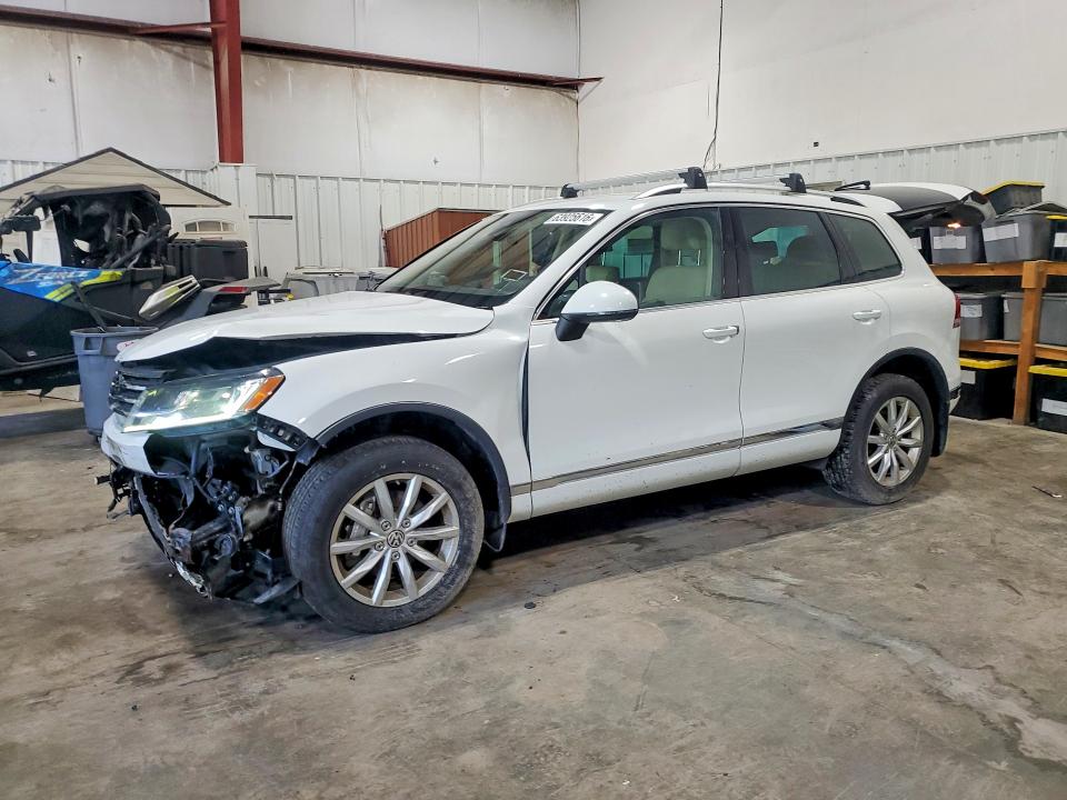 2017 VOLKSWAGEN TOUAREG - Търг №63925616