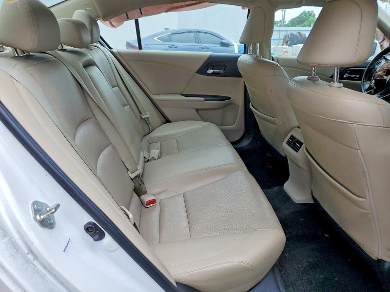 Photo 10 from auction – 2015 HONDA ACCORD with VIN 1HGCR2F80FA007921