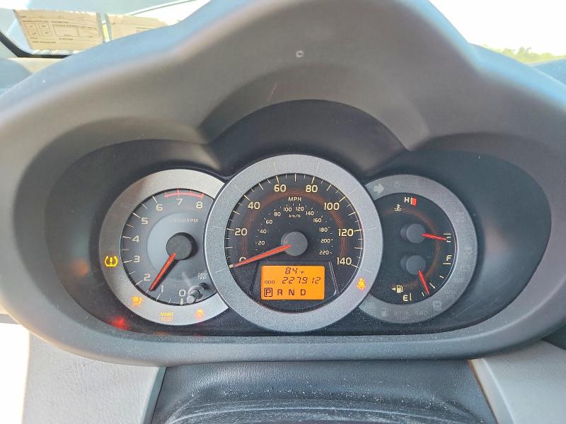 Photo 9 from auction – 2009 TOYOTA RAV4 with VIN JTMZF33V49D014598