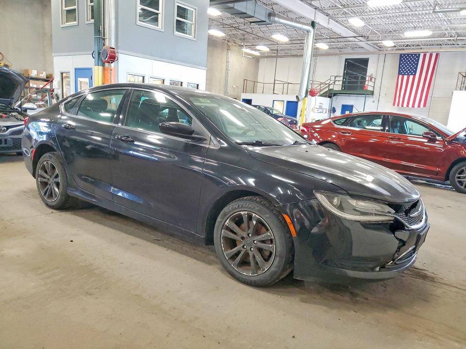 Фото 4 с аукциона – 2015 CHRYSLER 200 с VIN 1C3CCCAB2FN603912
