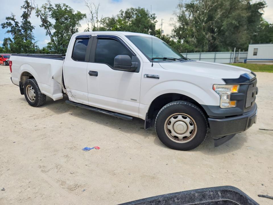 Photo 4 from auction – 2017 FORD F150 with VIN 1FTEX1CP2HKC15802