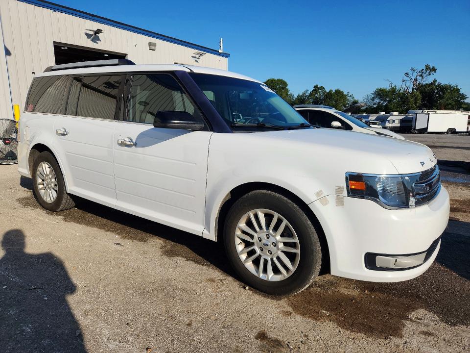 Photo 4 from auction – 2019 FORD FLEX with VIN 2FMHK6C80KBA15418