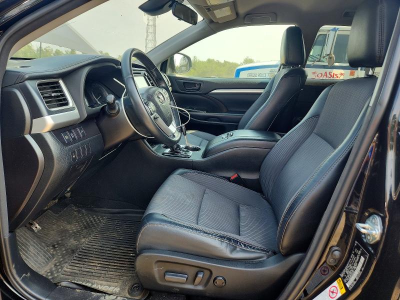 Photo 7 from auction – 2018 TOYOTA HIGHLANDER with VIN 5TDBZRFH7JS912431