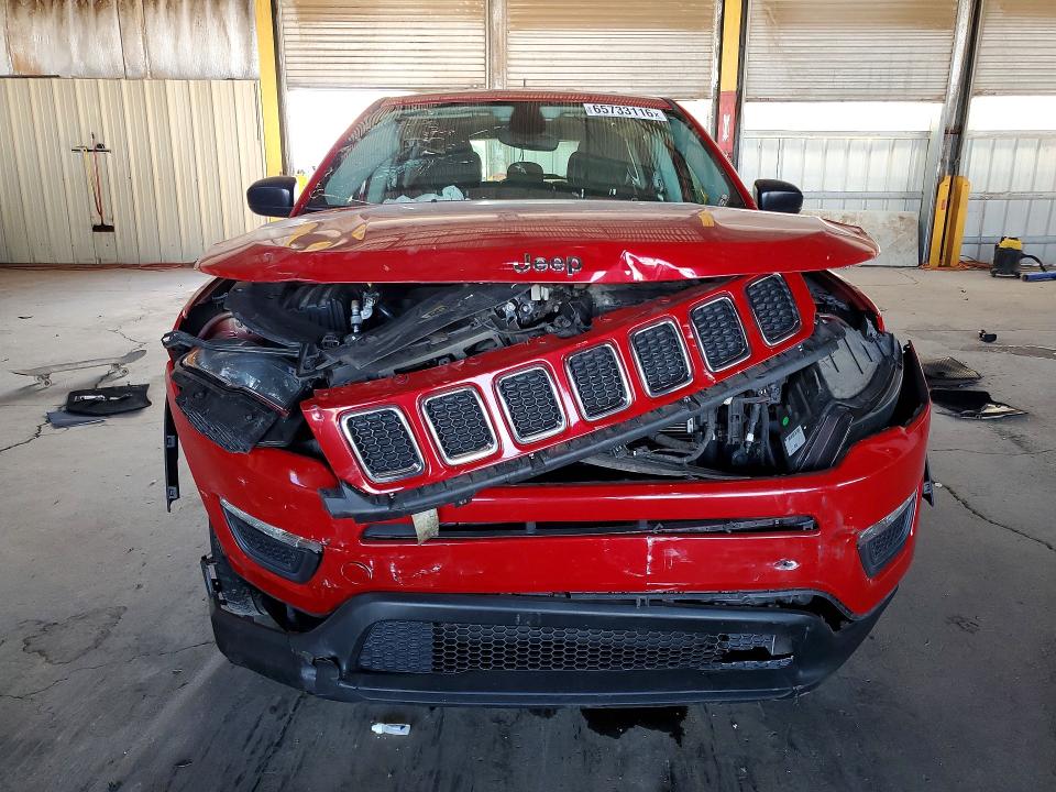 Снимка 5 от търг – 2017 JEEP COMPASS с VIN 3C4NJCAB5HT647612