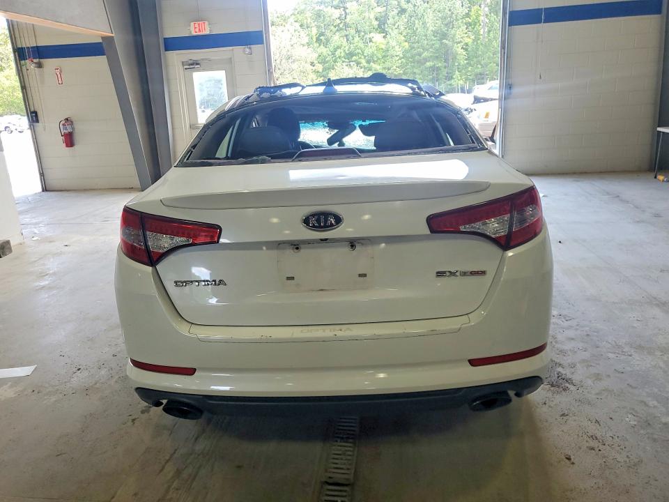 Photo 6 from auction – 2012 KIA OPTIMA with VIN 5XXGR4A60CG007922