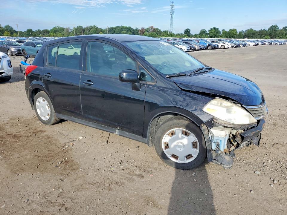 Photo 4 from auction – 2009 NISSAN VERSA with VIN 3N1BC13E89L439351
