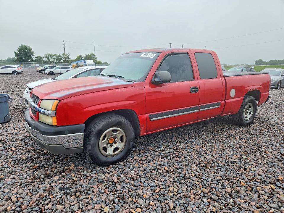 CHEVROLET SILVERADO 2004 with VIN 2GCEC19V541288156 - Photo from auction