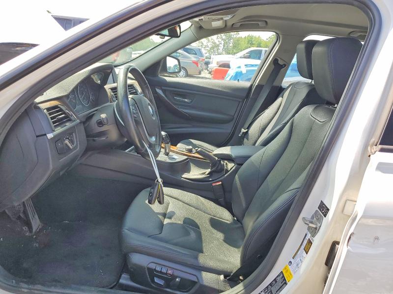 Photo 7 from auction – 2015 BMW 328 with VIN WBA3B5G59FNS18422