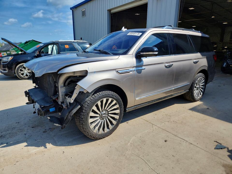 LINCOLN NAVIGATOR 2019 with VIN 5LMJJ2LT0KEL08013 - Photo from auction