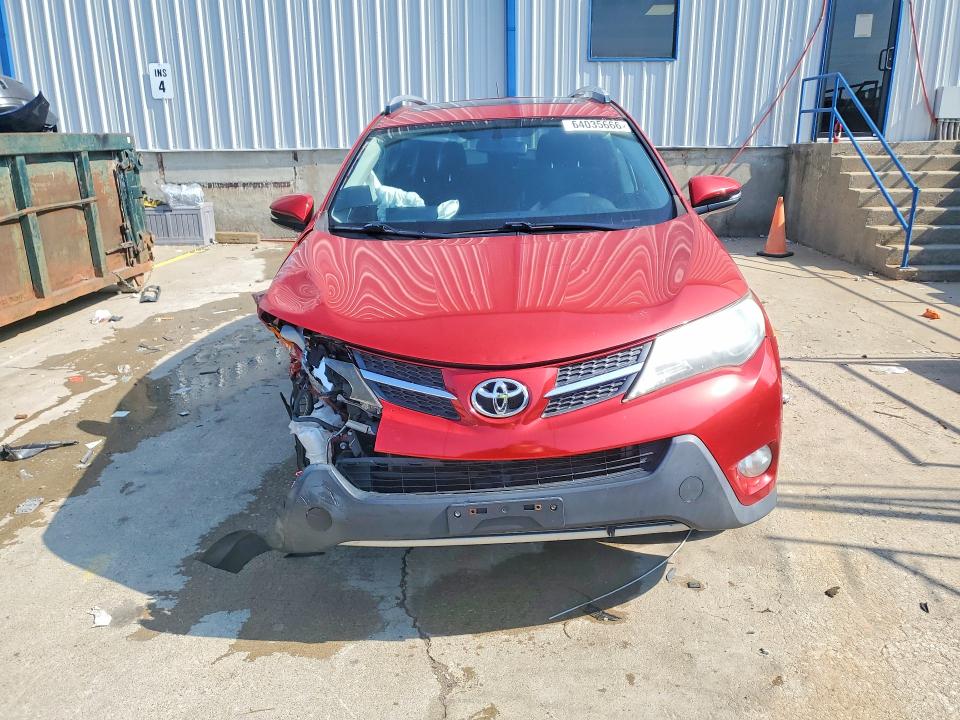 Photo 5 from auction – 2015 TOYOTA RAV4 with VIN JTMWFREV9FD071992