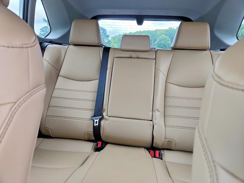 Foto 10 de la subasta – 2022 TOYOTA RAV4 con VIN 4T3B6RFV2NU087952