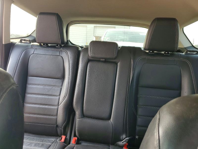 Photo 10 from auction – 2017 FORD ESCAPE with VIN 1FMCU9J97HUE72893