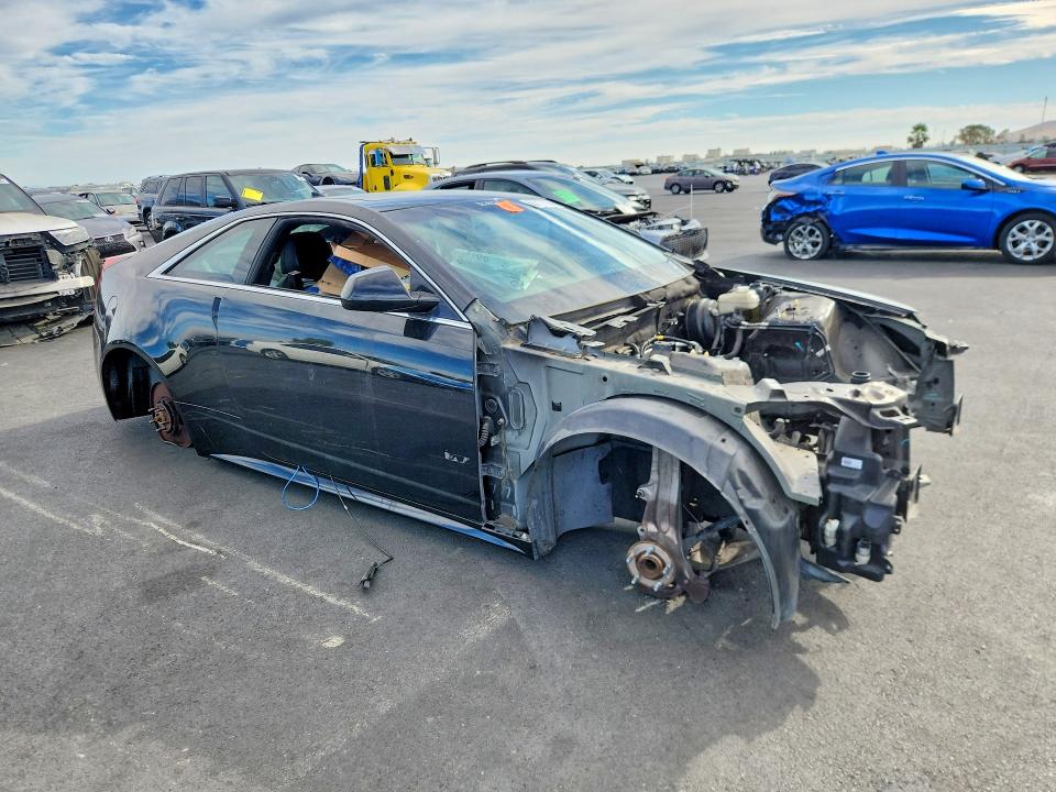 Photo 4 from auction – 2011 CADILLAC CTS-V with VIN 1G6DV1EP0B0130090